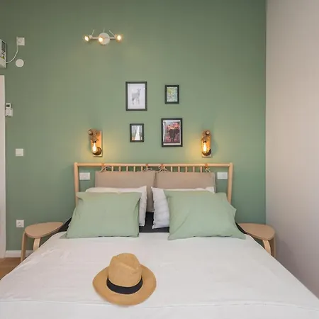 Willa Stone Cara D Oro - Heated Infinity Pool & Views *