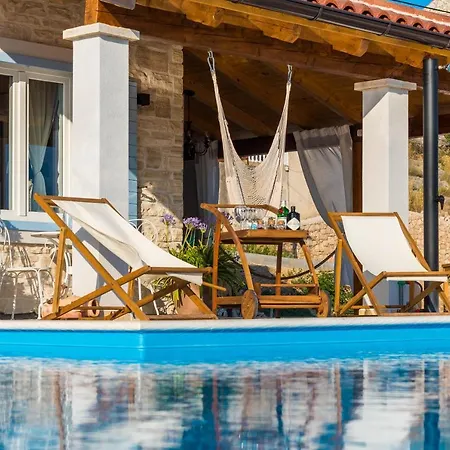 Villa Stone Cara D Oro - Heated Infinity Pool & Views